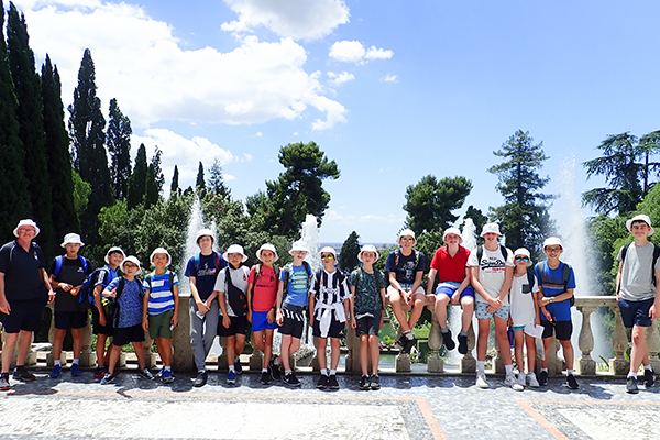 The tour group at Villa d’Este